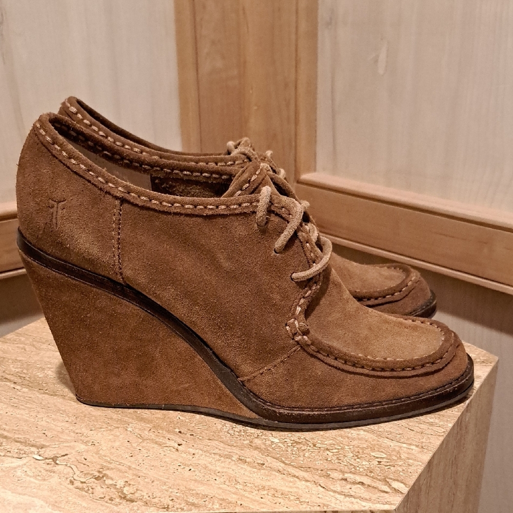 Frye Tan Suede Caroline Lace Low Wedge Moc Toe Shoes 9